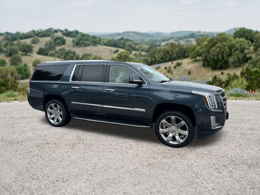 used 2020 Cadillac Escalade ESV car, priced at $24,851