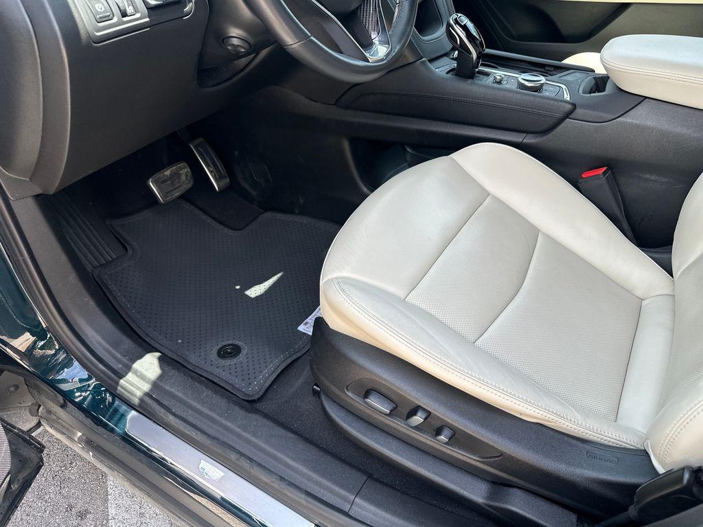 used 2025 Cadillac XT6 car, priced at $46,399