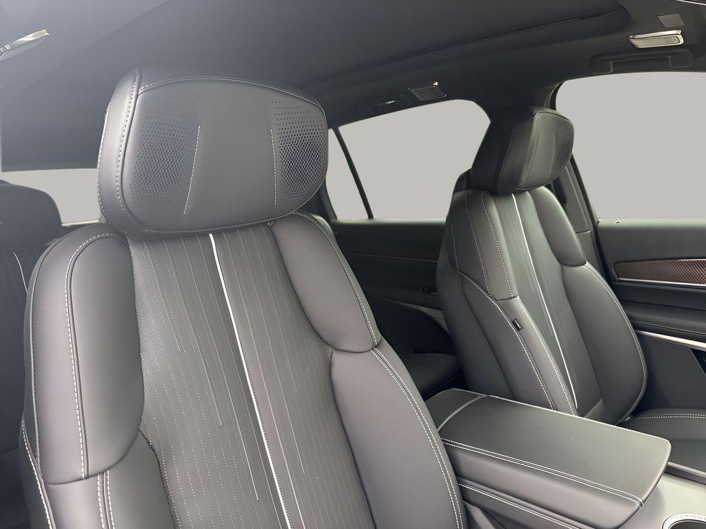 new 2026 Cadillac VISTIQ car, priced at $75,465