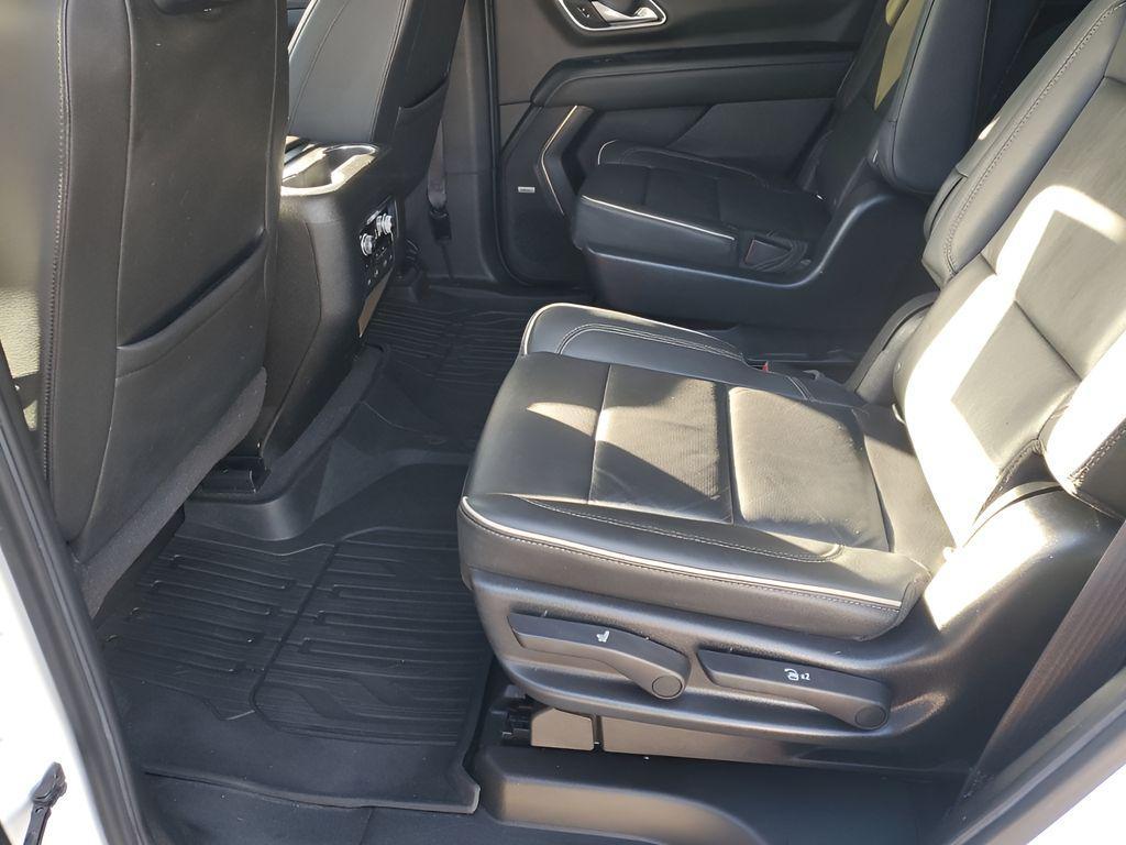 used 2021 GMC Yukon car, priced at $37,242