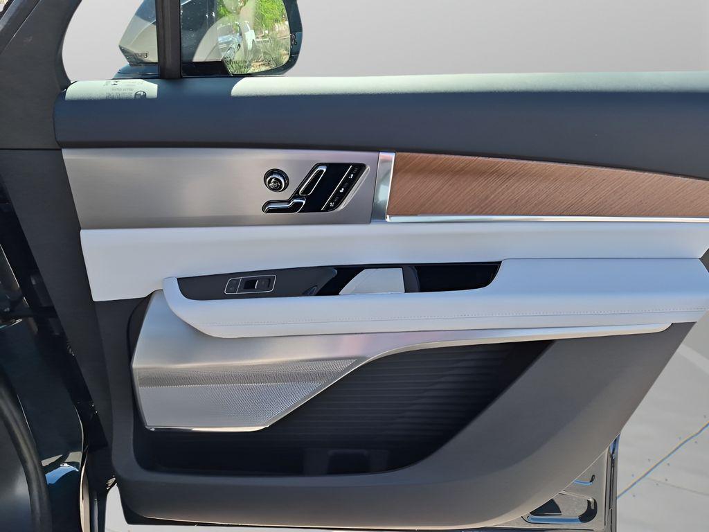 new 2026 Cadillac VISTIQ car, priced at $81,214