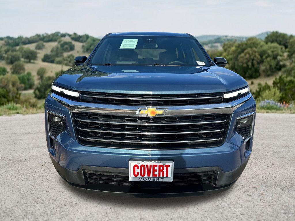 used 2024 Chevrolet Traverse car, priced at $33,399