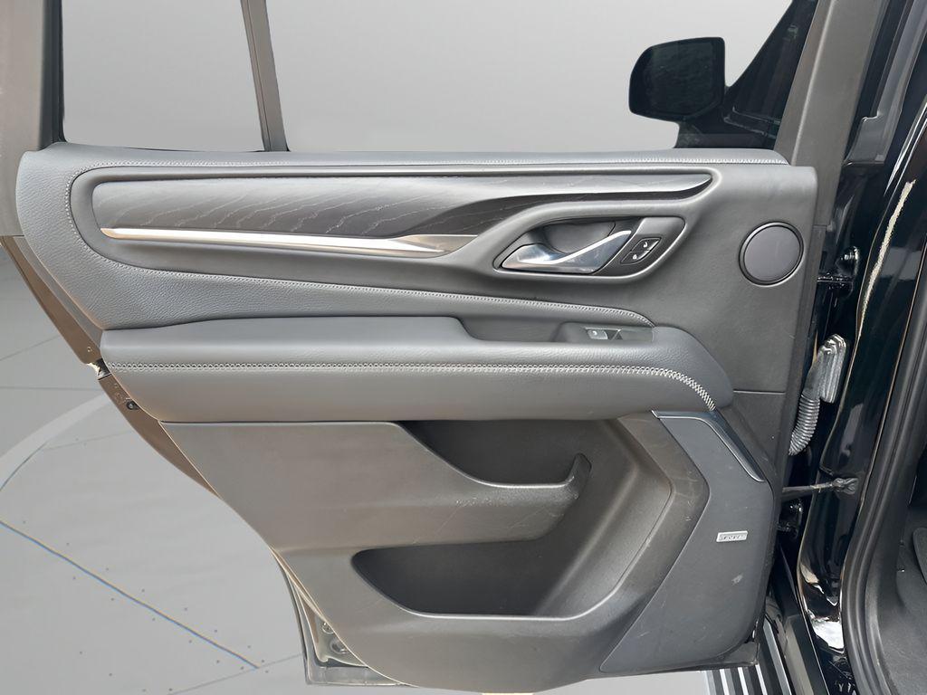 used 2022 GMC Yukon car, priced at $43,890