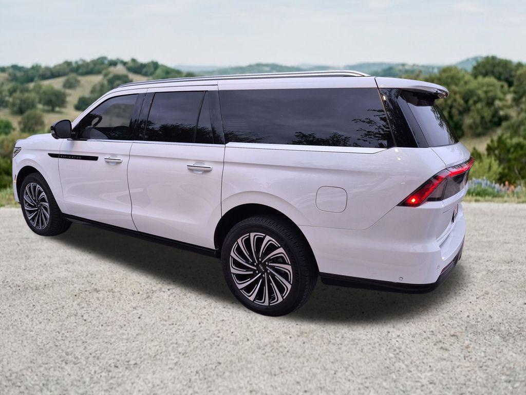 used 2025 Lincoln Navigator car, priced at $98,998