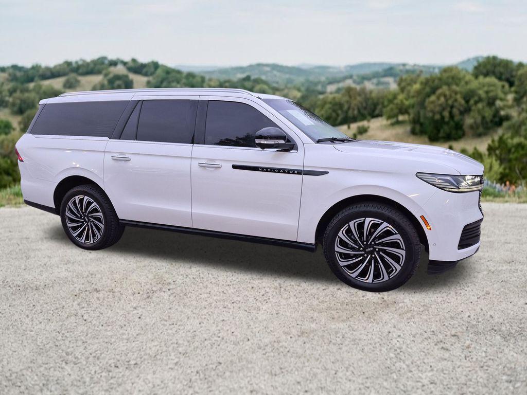 used 2025 Lincoln Navigator car, priced at $98,998