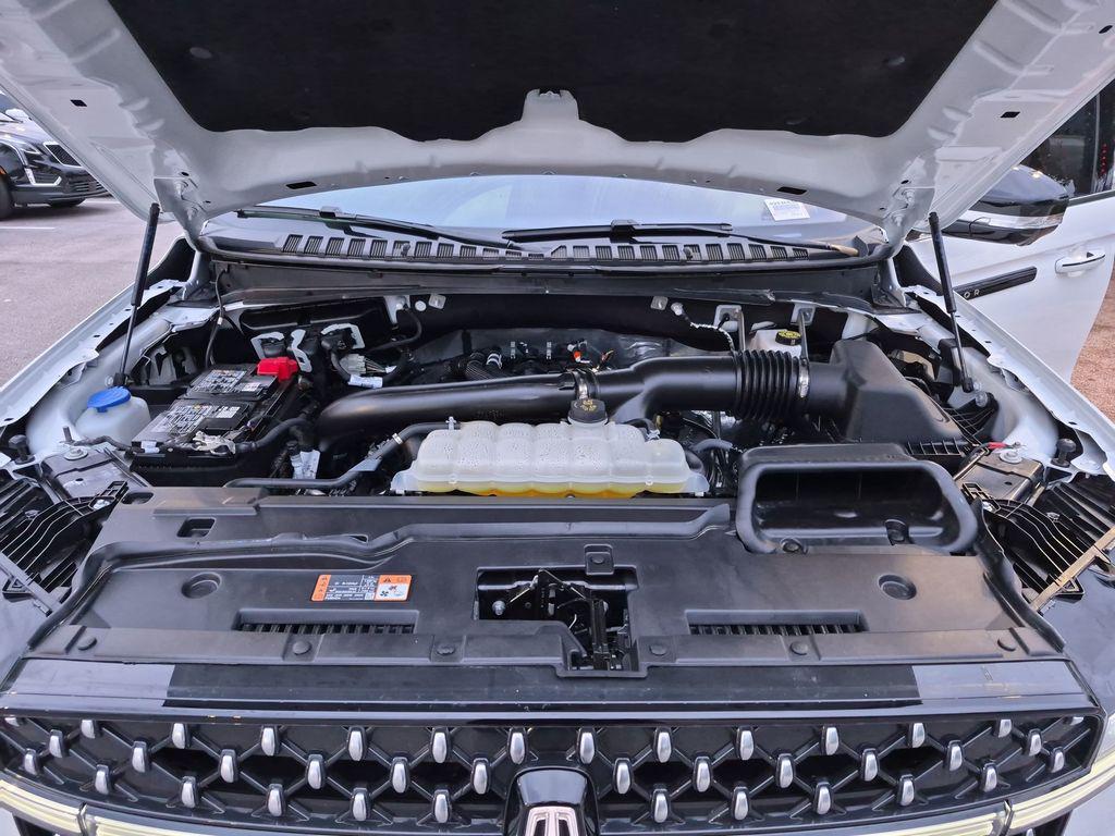 used 2025 Lincoln Navigator car, priced at $98,998