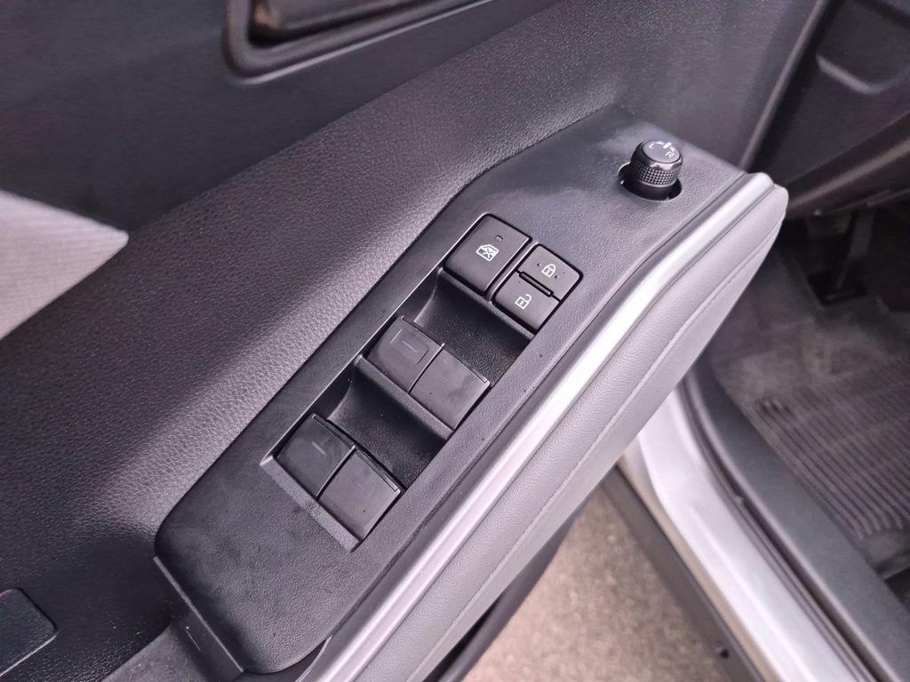 used 2023 Toyota Highlander car, priced at $34,581