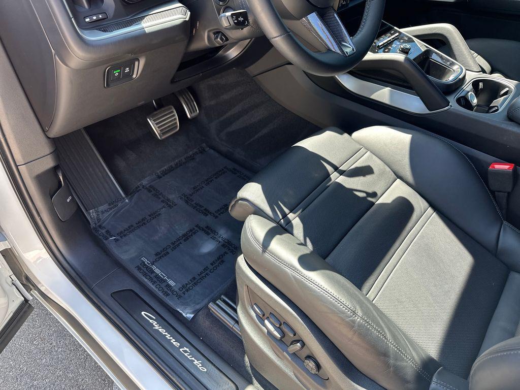 used 2025 Porsche Cayenne car, priced at $149,399