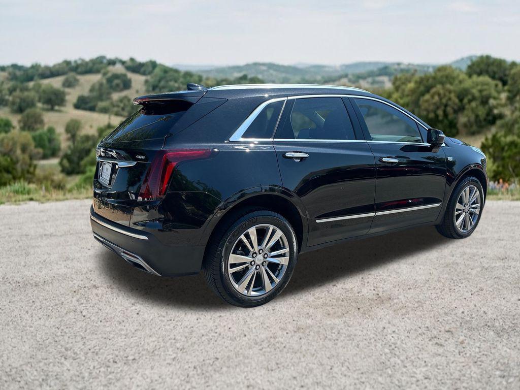 used 2023 Cadillac XT5 car, priced at $31,708