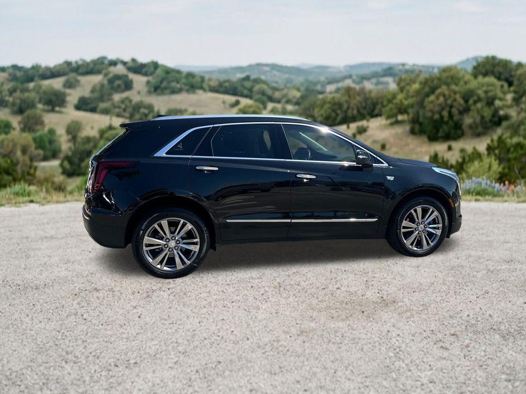 used 2023 Cadillac XT5 car, priced at $31,708