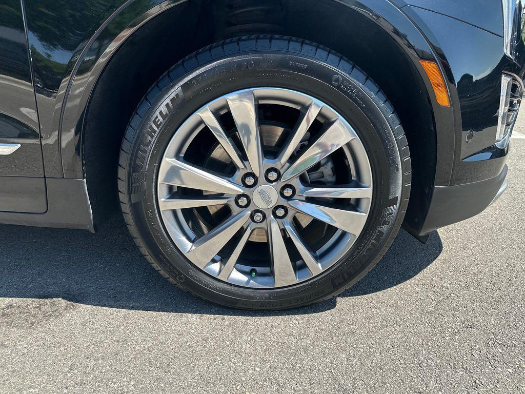 used 2023 Cadillac XT5 car, priced at $31,708