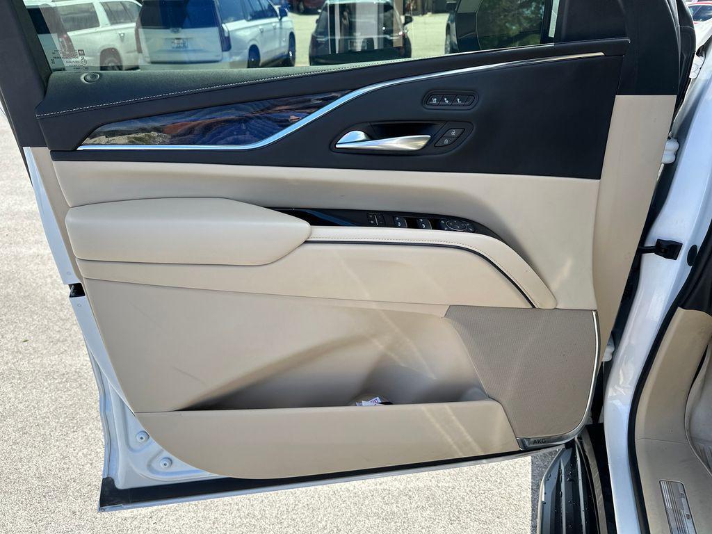 used 2021 Cadillac Escalade ESV car, priced at $48,564