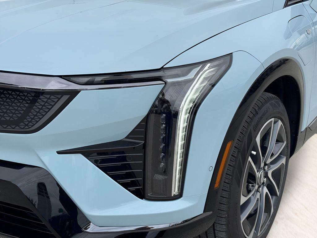 new 2026 Cadillac OPTIQ car, priced at $57,677