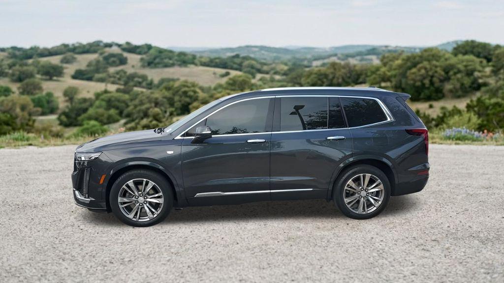 used 2022 Cadillac XT6 car, priced at $34,301