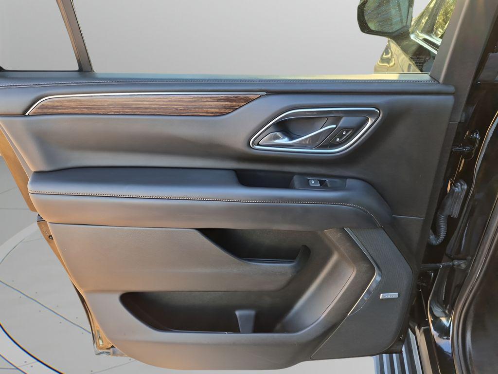 used 2021 Chevrolet Suburban car, priced at $47,984