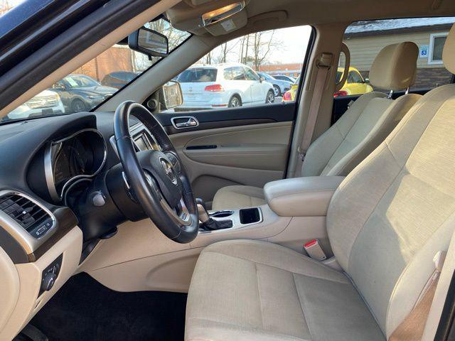 used 2016 Jeep Grand Cherokee car, priced at $10,995