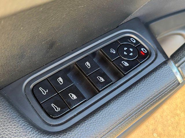 used 2020 Porsche Cayenne car, priced at $27,795