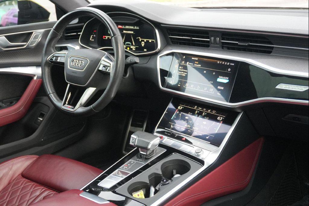 Audi S7 view 27