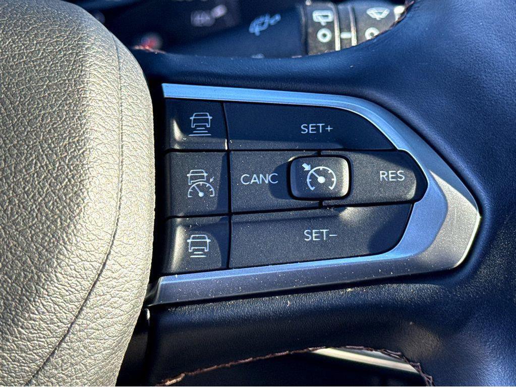 used 2022 Jeep Compass car, priced at $22,551