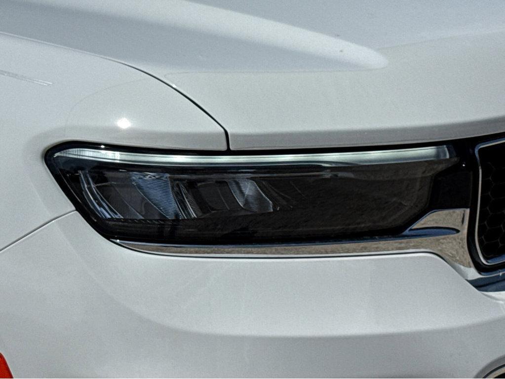 new 2025 Jeep Grand Cherokee car, priced at $63,195