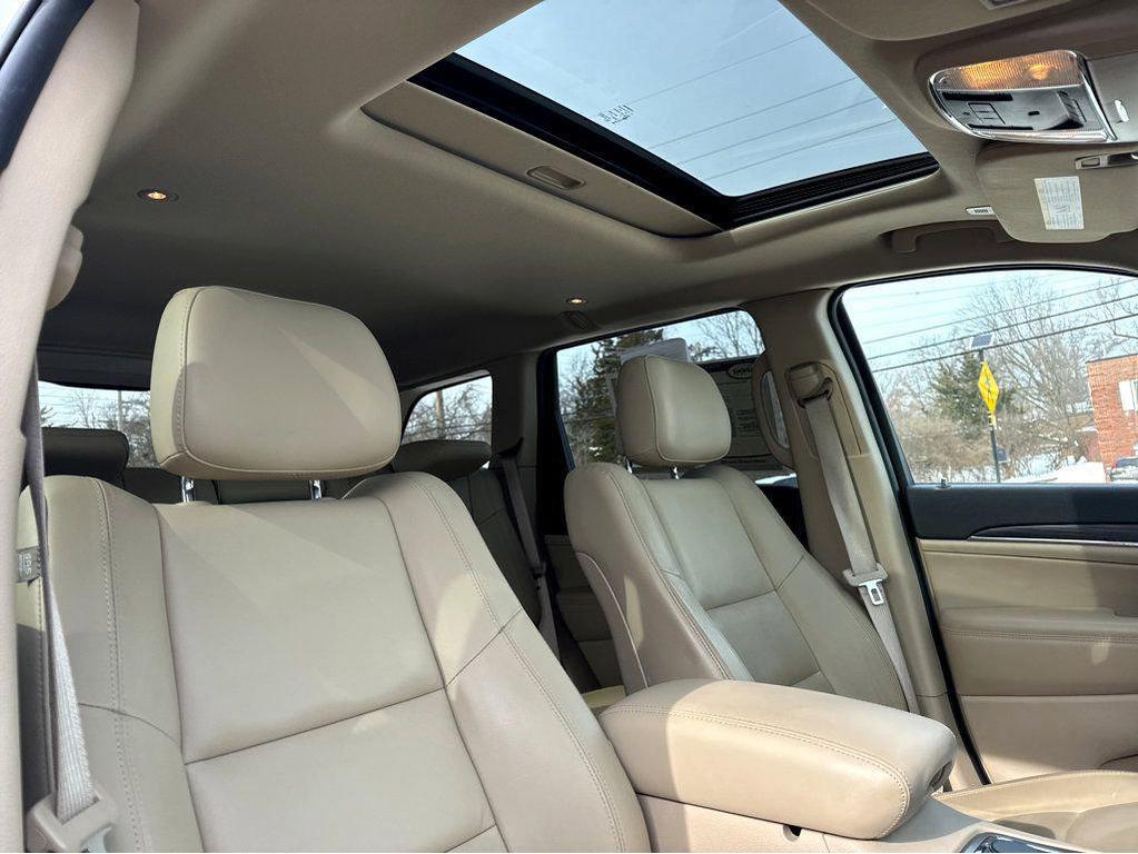 used 2021 Jeep Grand Cherokee car, priced at $26,500