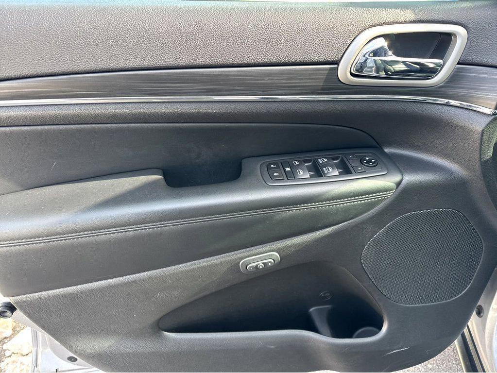 used 2020 Jeep Grand Cherokee car, priced at $21,500