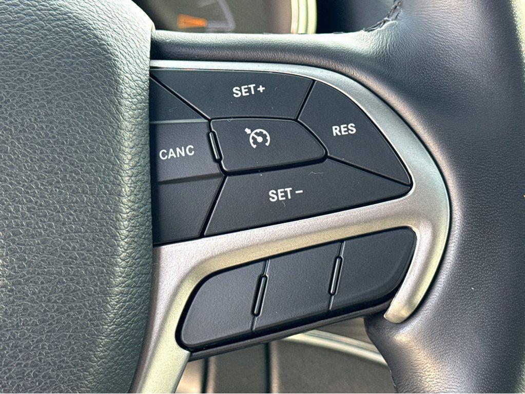 used 2020 Jeep Grand Cherokee car, priced at $21,500