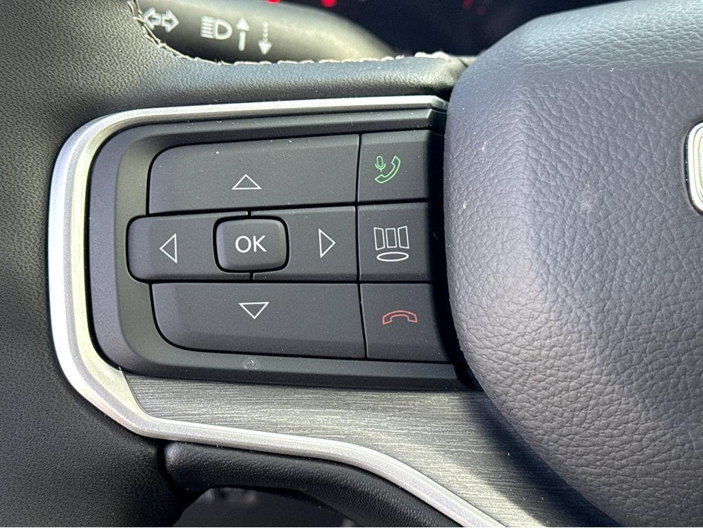 new 2026 Jeep Grand Wagoneer L car, priced at $87,925