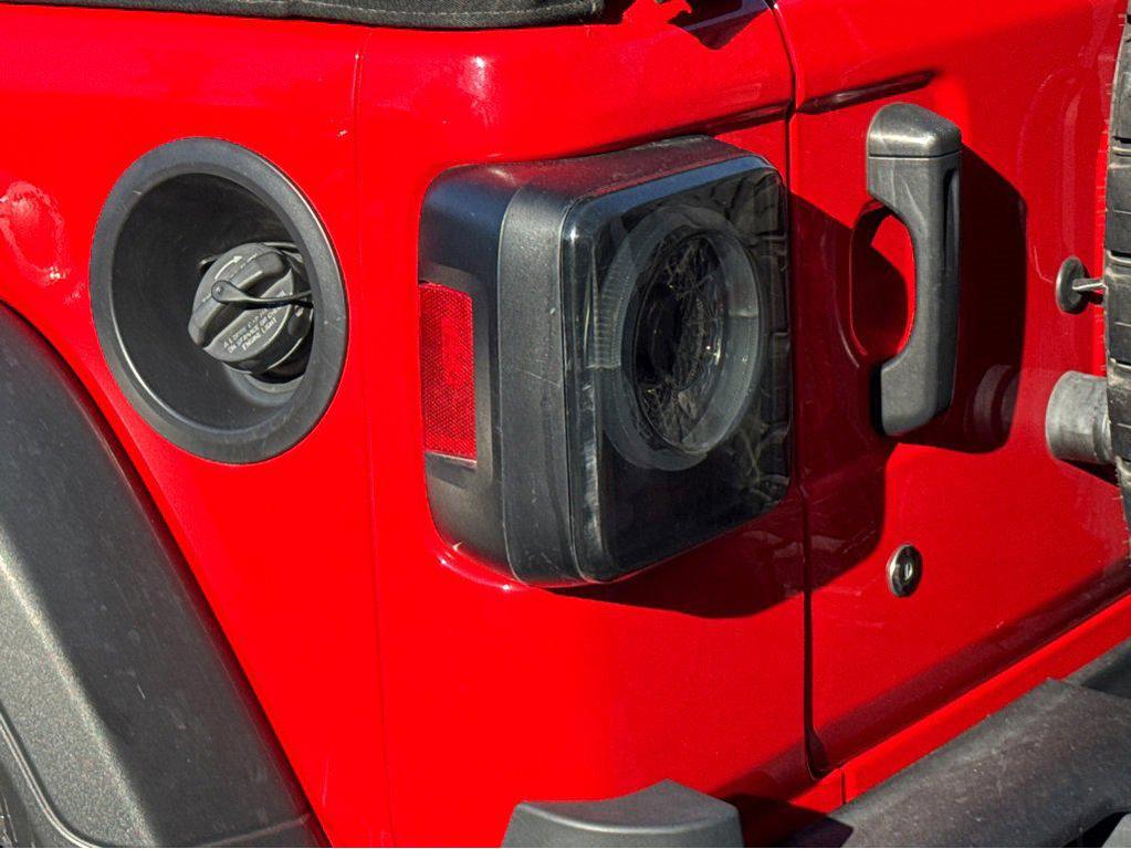 used 2020 Jeep Wrangler Unlimited car, priced at $25,861