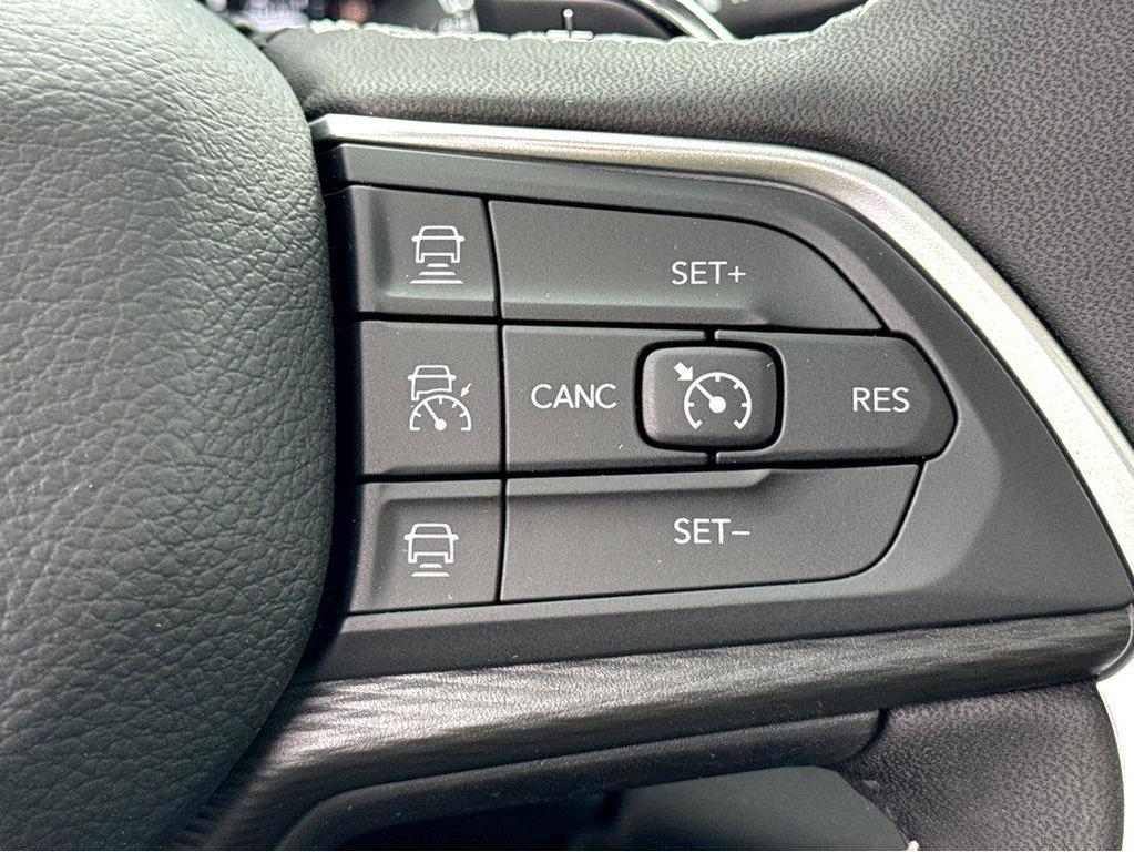 new 2025 Jeep Grand Cherokee L car, priced at $48,730