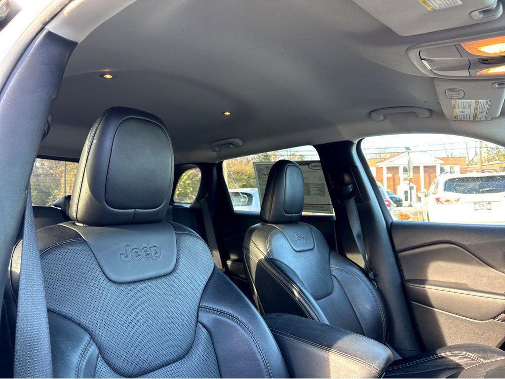 used 2023 Jeep Cherokee car, priced at $21,290