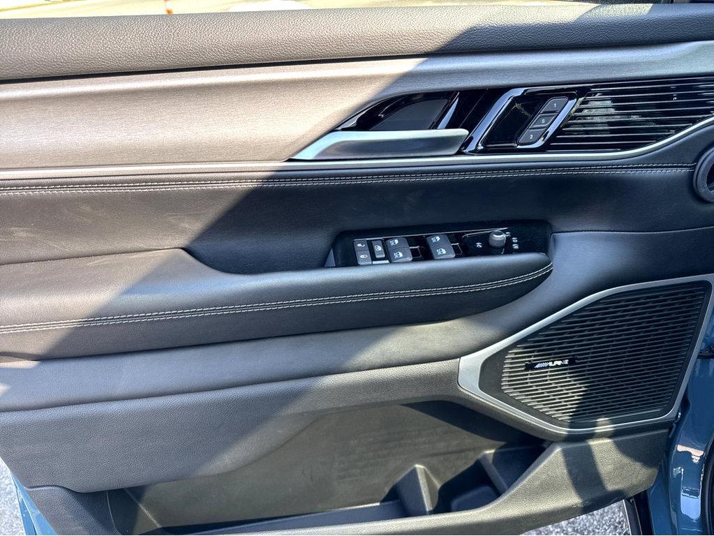 new 2026 Jeep Grand Wagoneer L car, priced at $75,330