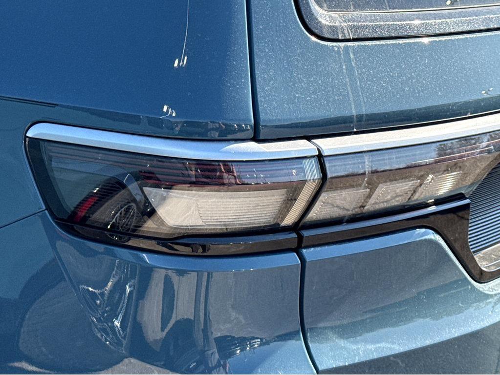 new 2026 Jeep Grand Wagoneer L car, priced at $75,330