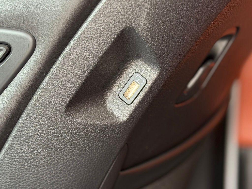 used 2024 Kia Carnival car, priced at $39,268