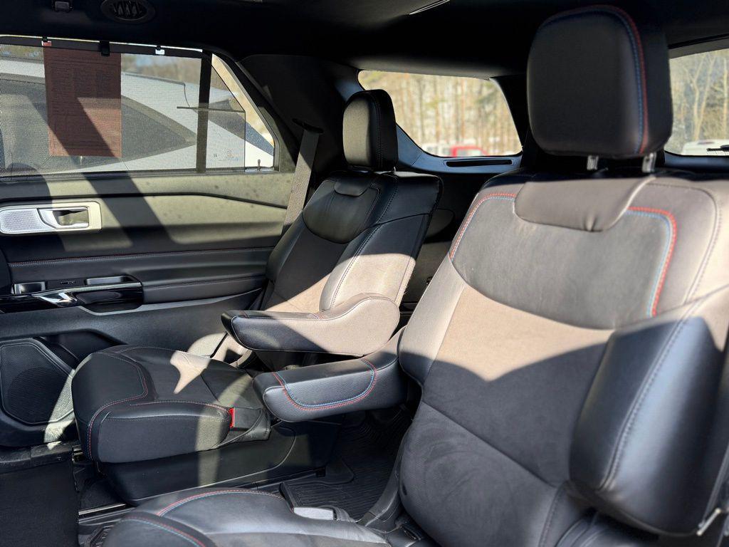 used 2023 Ford Explorer car, priced at $37,186