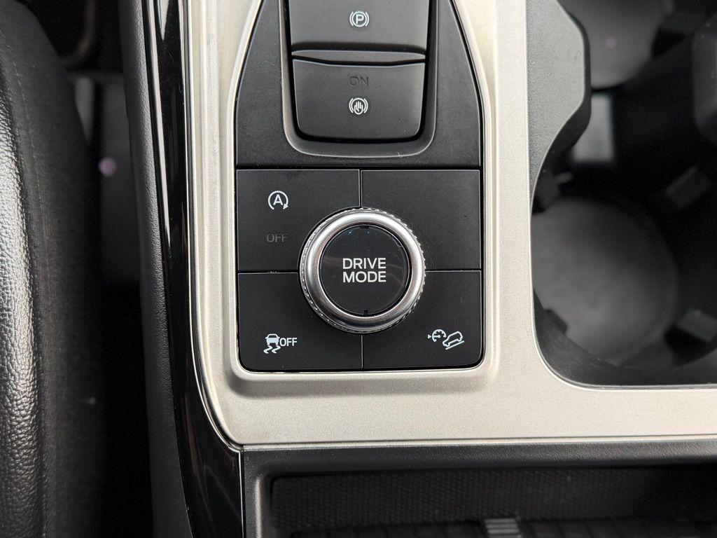 used 2022 Ford Explorer car, priced at $39,142