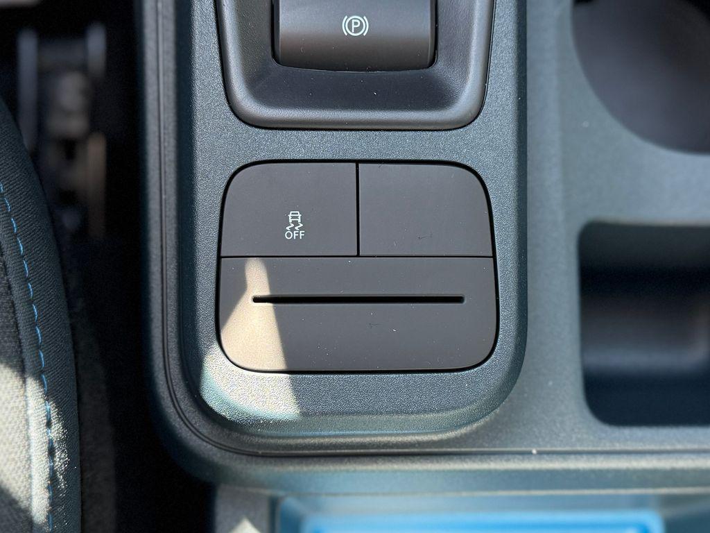 new 2025 Ford Maverick car, priced at $34,182