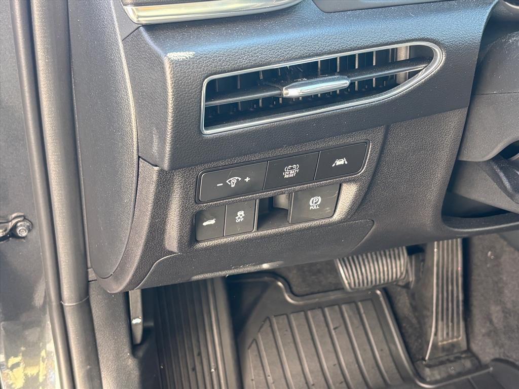 used 2023 Hyundai Sonata Hybrid car, priced at $23,000