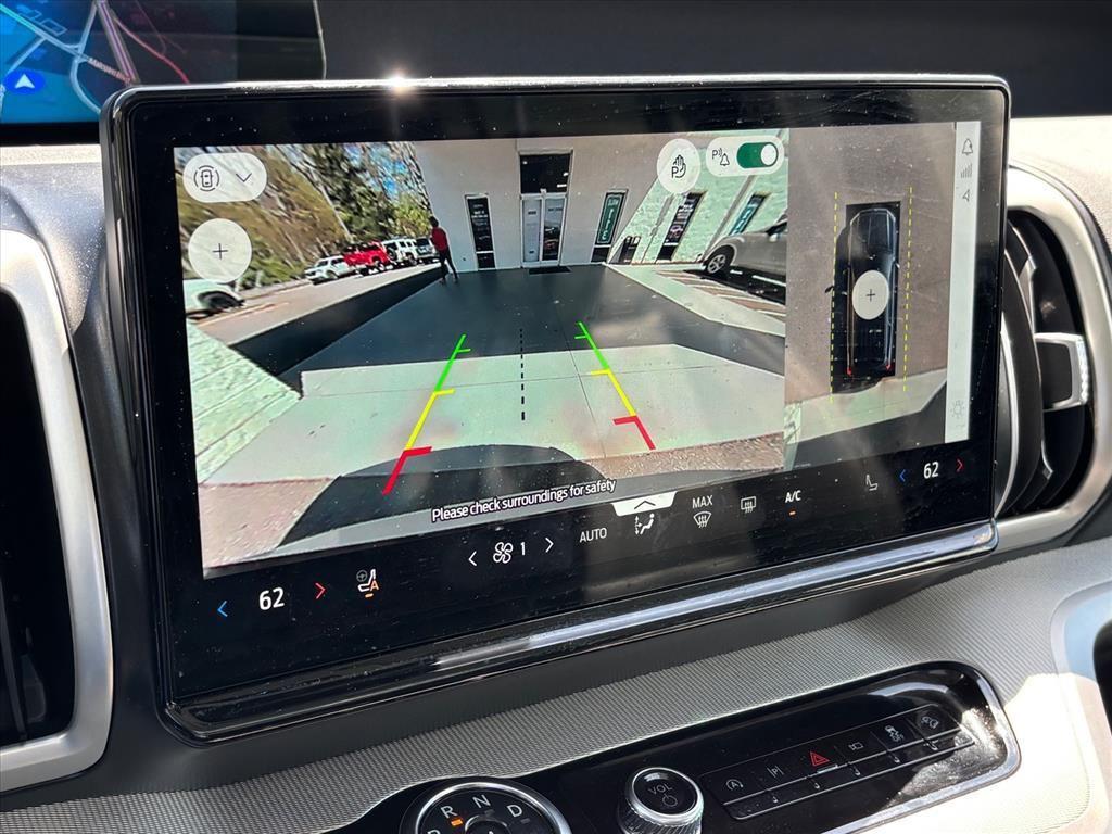 used 2025 Ford Expedition car, priced at $58,440