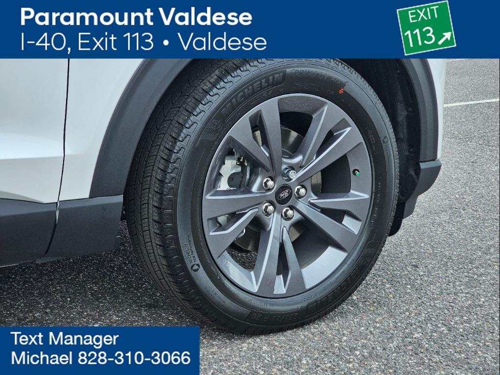 new 2024 Ford Explorer car, priced at $52,010