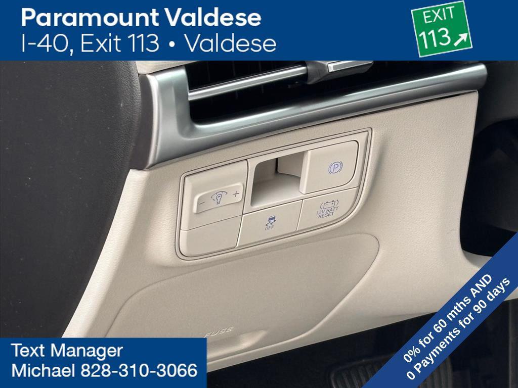 new 2026 Hyundai TUCSON Hybrid car, priced at $34,319