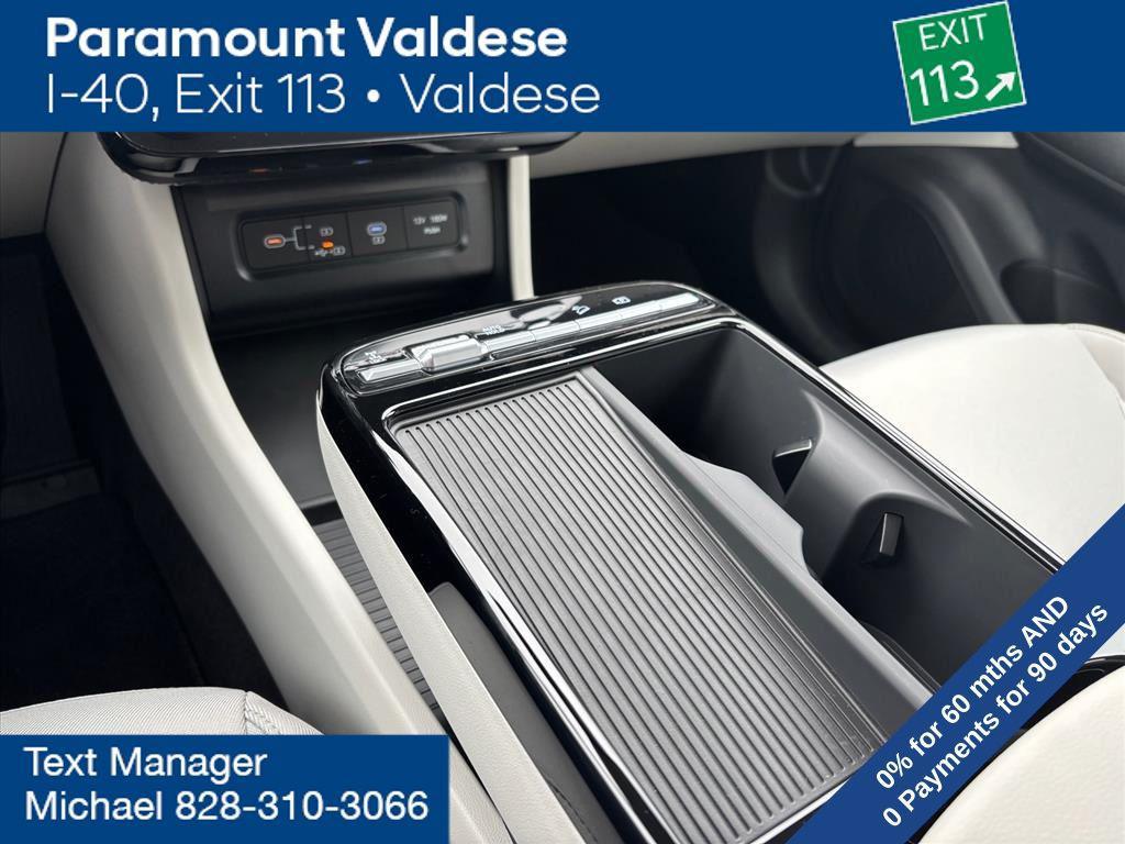 new 2026 Hyundai TUCSON Hybrid car, priced at $34,319