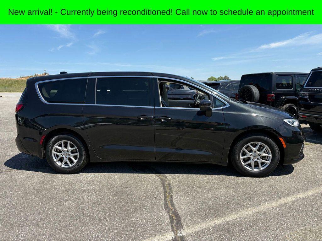 used 2023 Chrysler Pacifica car, priced at $23,393