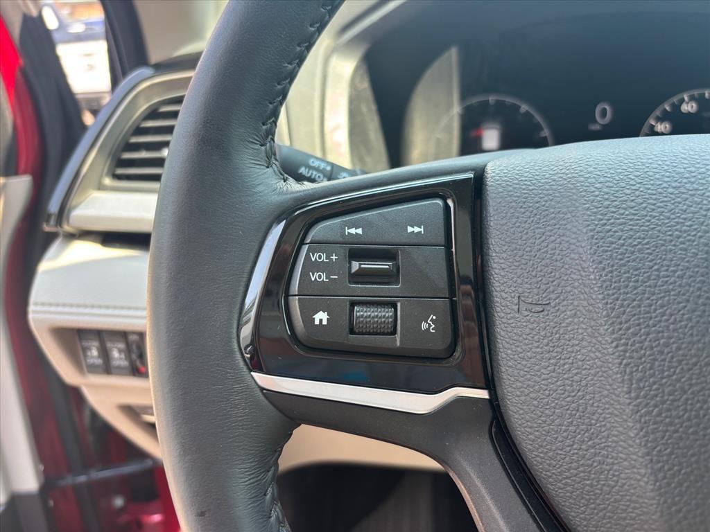 used 2025 Honda Odyssey car, priced at $41,887