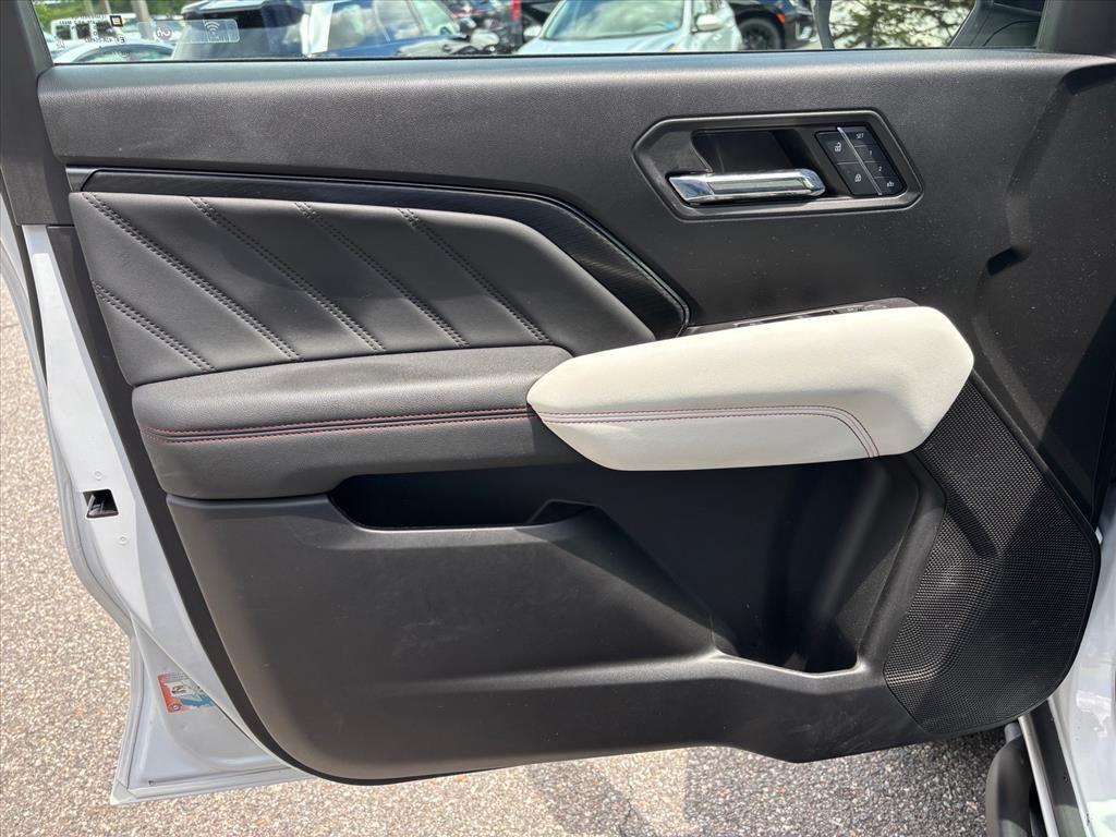 used 2024 GMC Canyon car, priced at $44,399