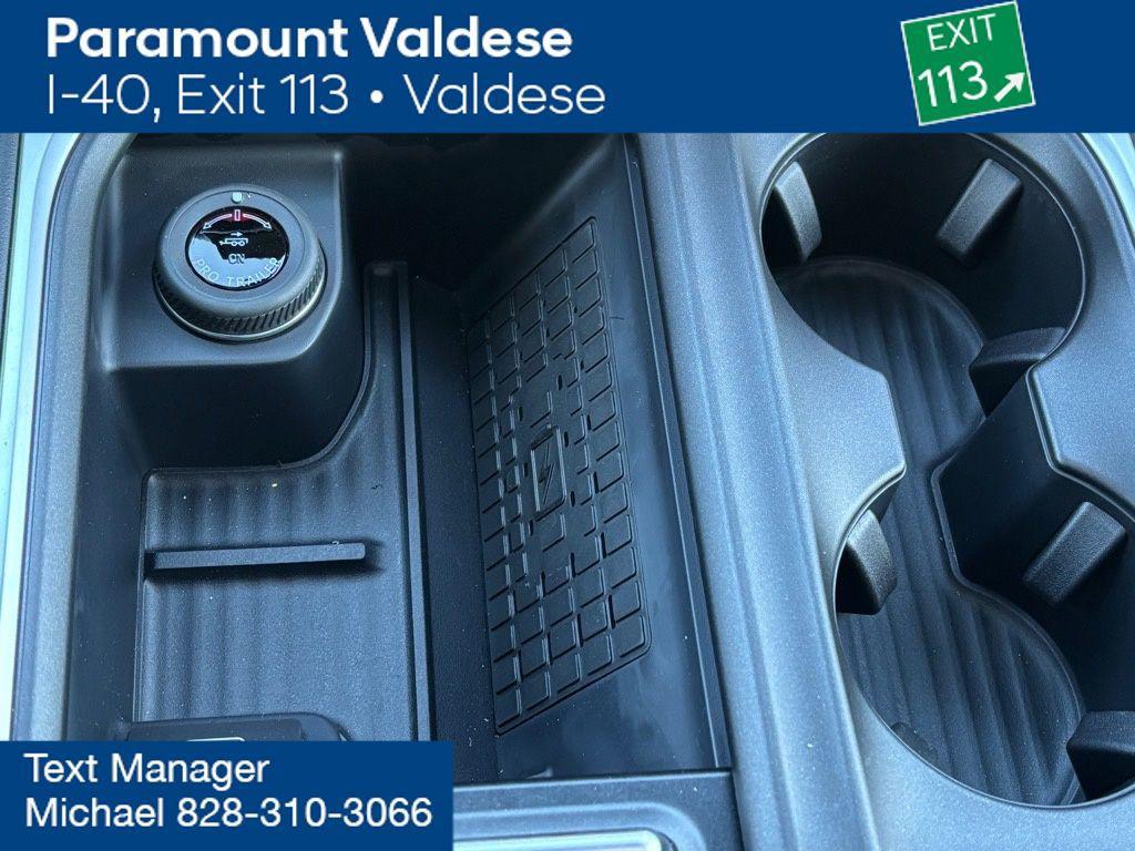 new 2025 Ford Expedition car, priced at $81,318