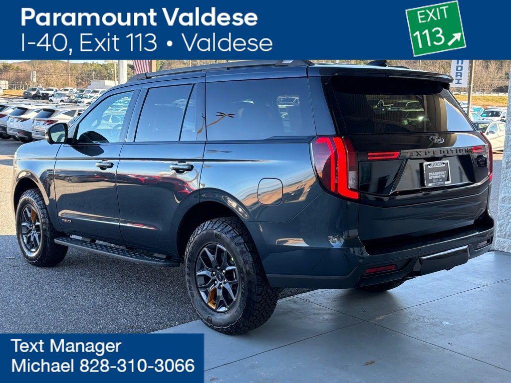 new 2025 Ford Expedition car, priced at $81,318