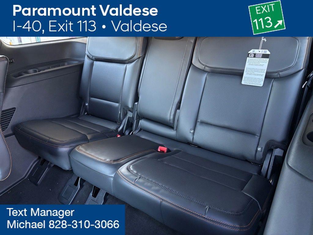 new 2025 Ford Expedition car, priced at $81,318