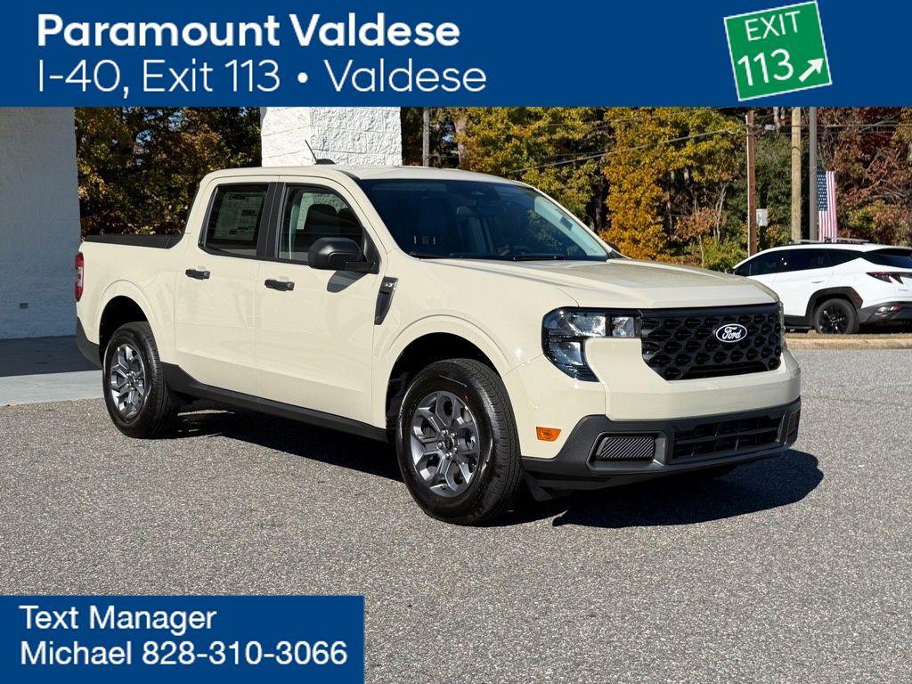 new 2025 Ford Maverick car, priced at $30,335