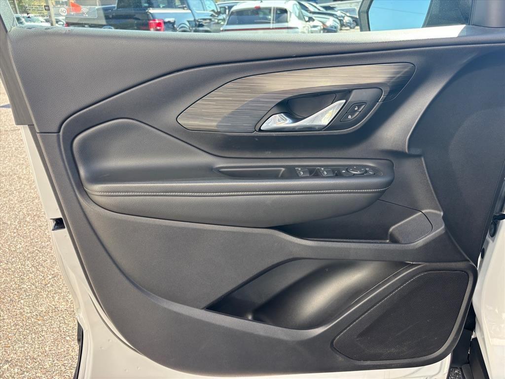 used 2024 GMC Terrain car, priced at $23,500